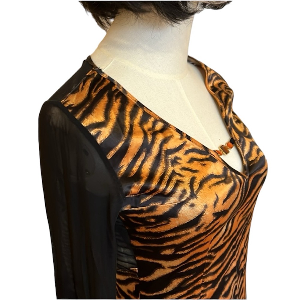 Ladies’ Dress by Cinema Donna, size Small, Tiger Pattern - Picture 5 of 7